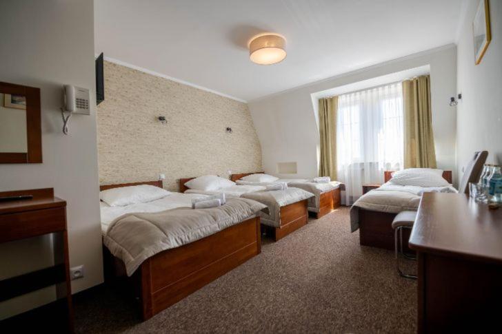 Hotel Palacowa Narol Экстерьер фото