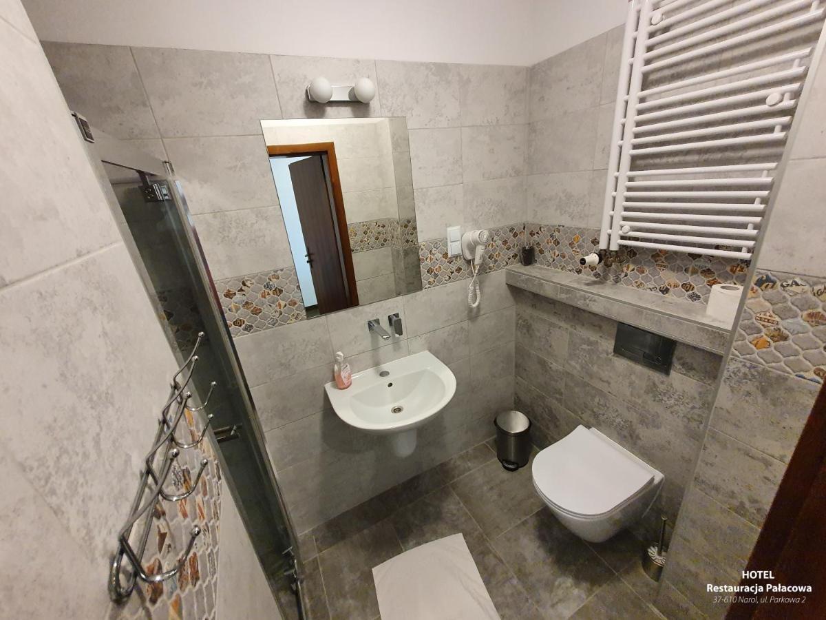 Hotel Palacowa Narol Экстерьер фото